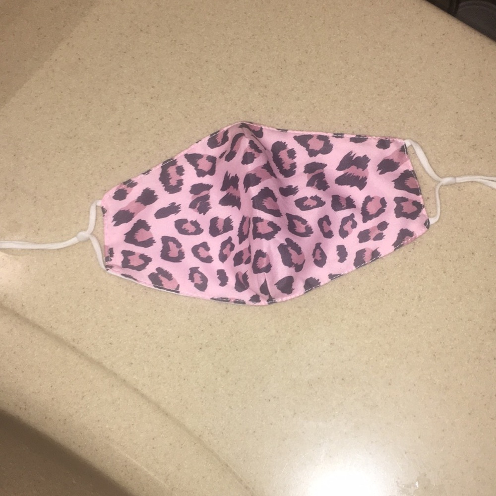 pink cheetah print face mask
